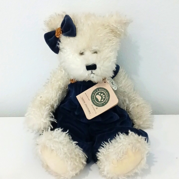 Boyds Bears - Picture 1 of 5